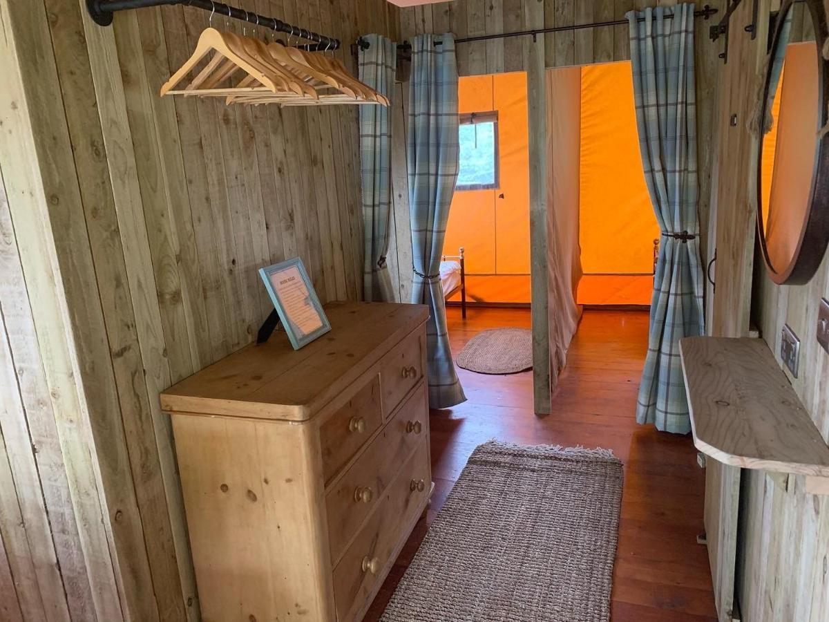 Mountain View Safari Tent With Hot Tub In The Heart Of Snowdonia 돌겔라우 외부 사진